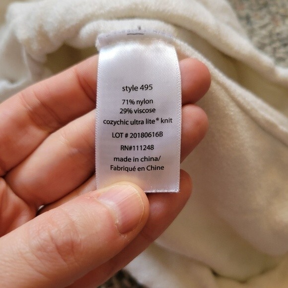 Barefoot Dreams CozyChic Ultra Lite White Drawstring Waist Knit Top Size Medium - Picture 7 of 7